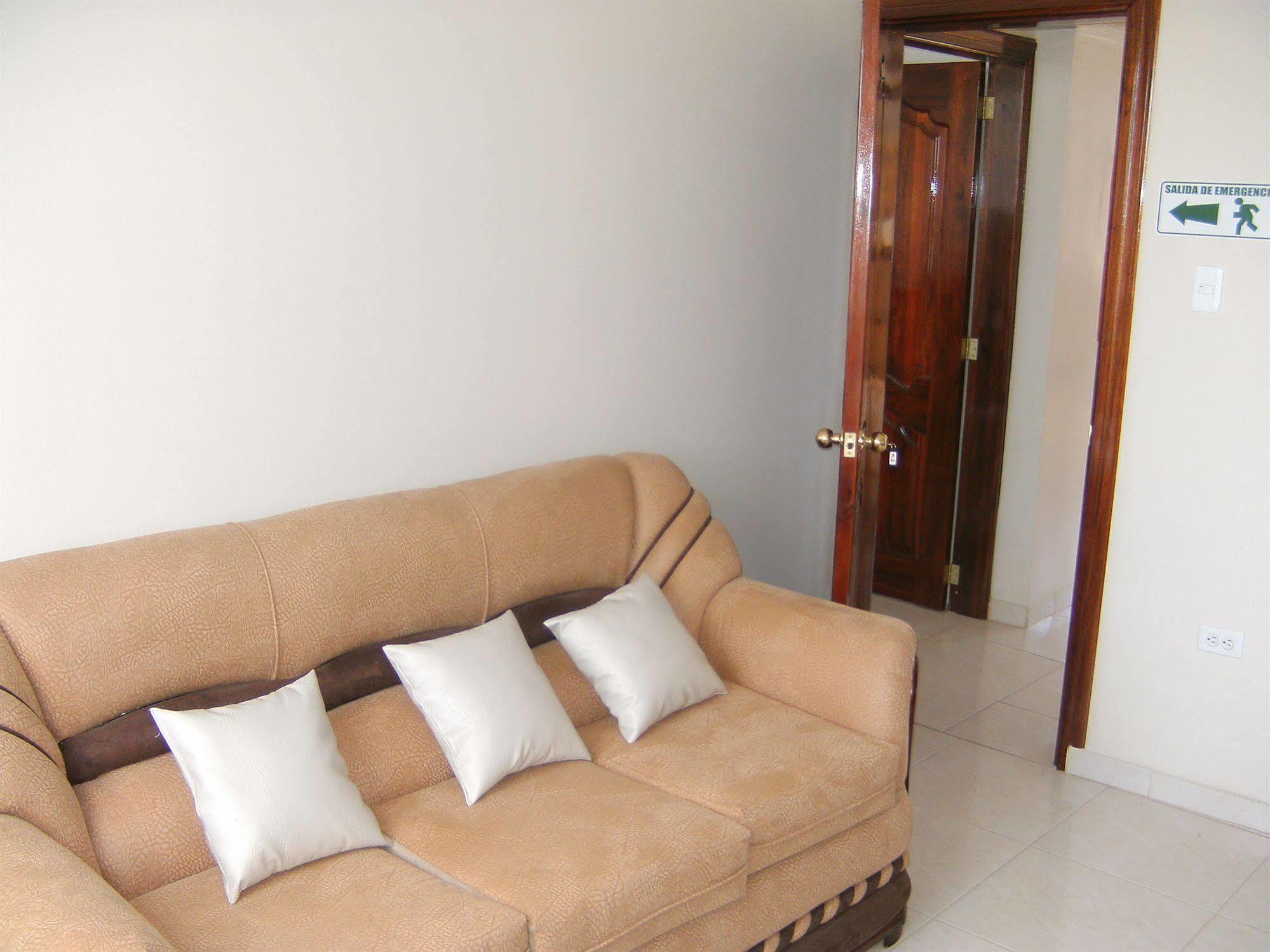 Hostal Fevilamir Ibarra Dış mekan fotoğraf