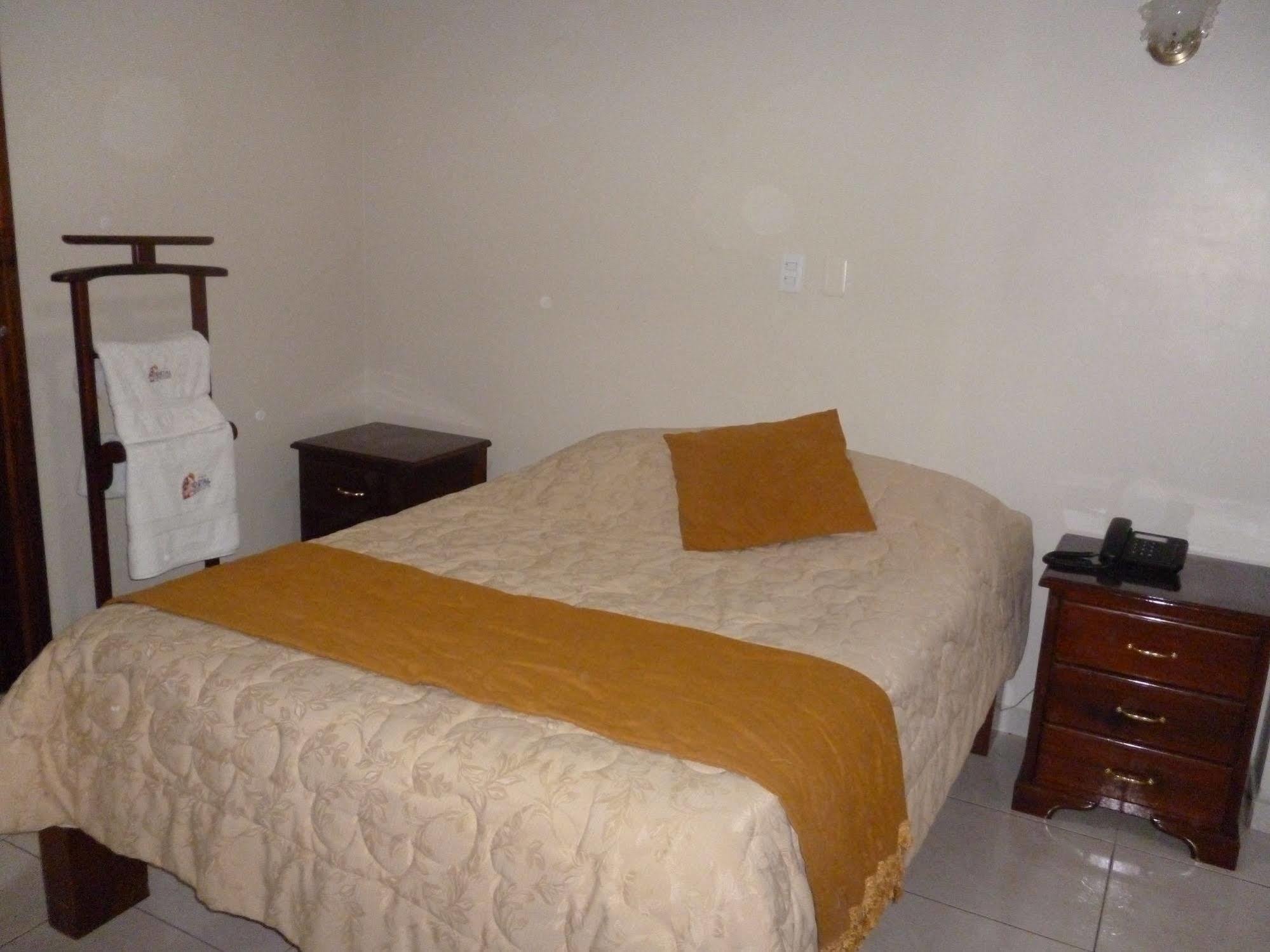 Hostal Fevilamir Ibarra Dış mekan fotoğraf